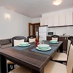 Centener Apartman *