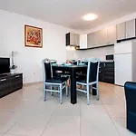 Centener