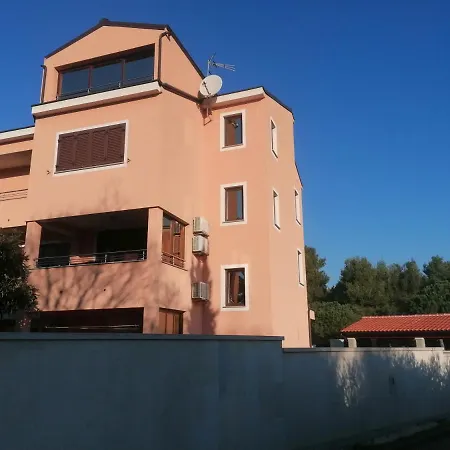 Apartment Centener *