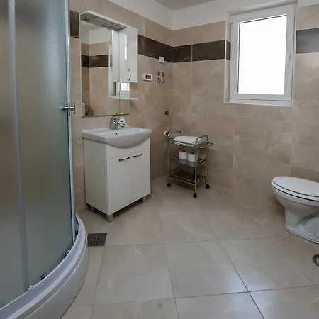 Apartment Centener *