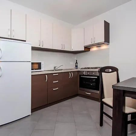 Apartament Centener *