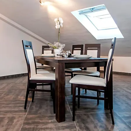 Centener Apartman *